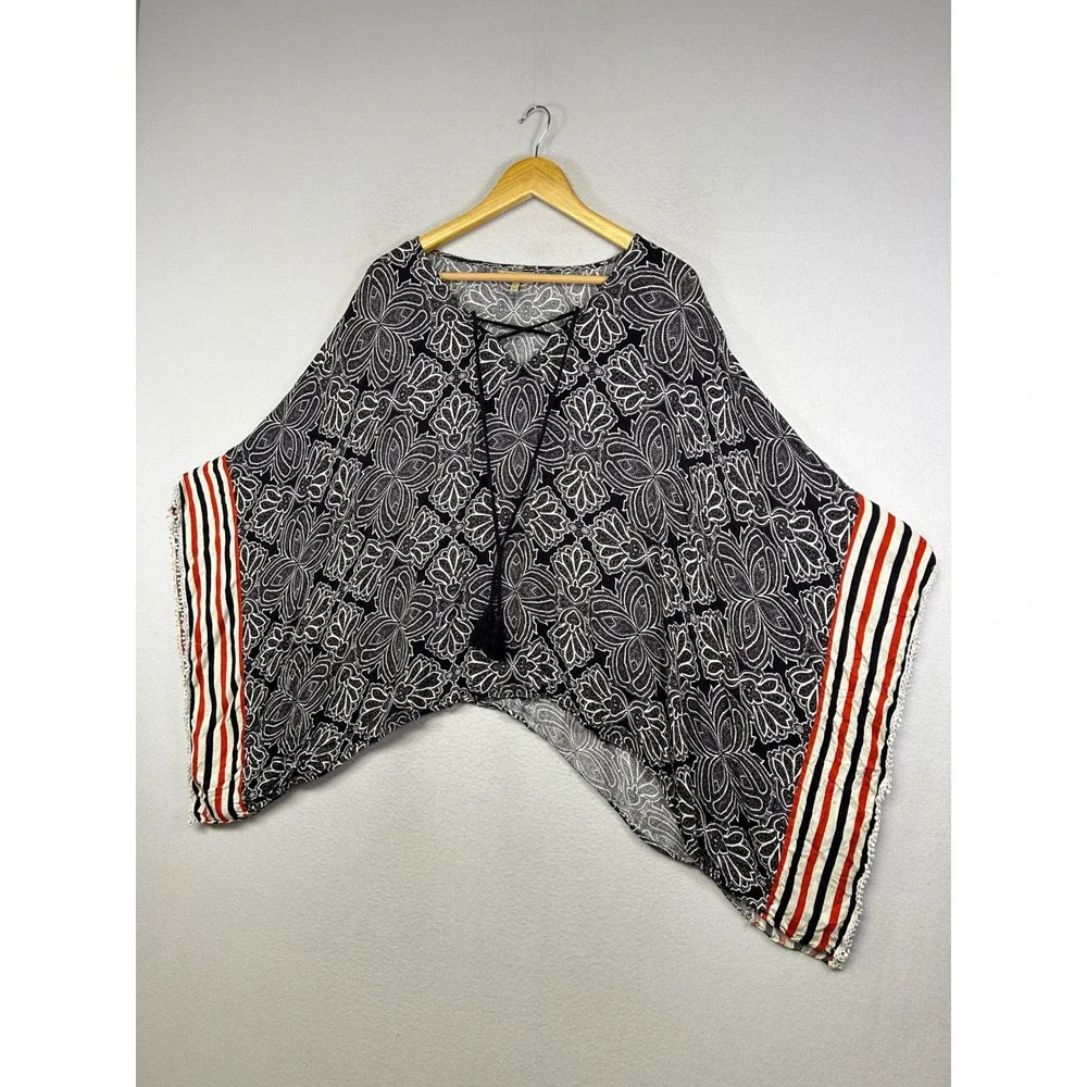 Boho Festival Democracy Womens 2X Black White Paisley Striped Tassel Poncho Top - Picture 11 of 12